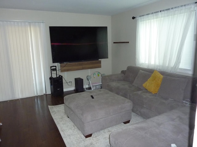 275 London Pl Unit 275, Wheeling, IL 60090 - living area with wood finished floors
