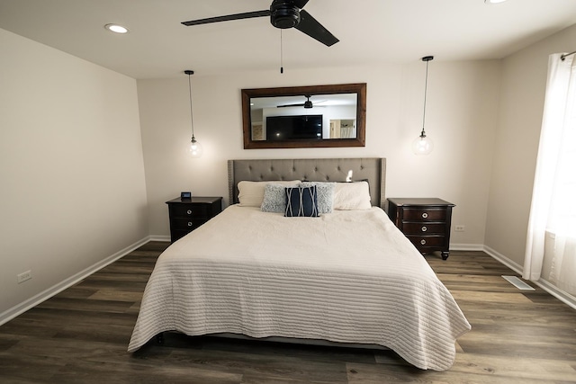bedroom with ceiling fan, recessed lighting, baseboards, wood finished floors, and visible vents