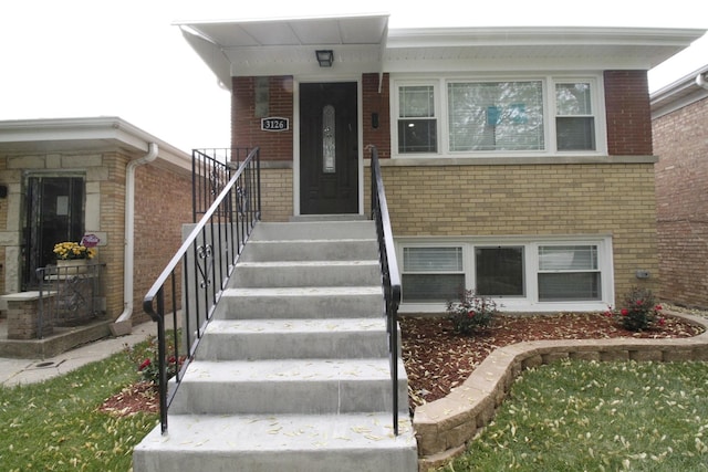 3126 Cuyler Ave, Berwyn, IL 60402 - photo 1