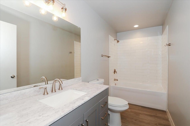 636 N Lyle Ave, Elgin, IL 60123 - photo 21