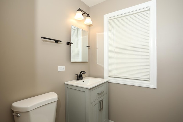 412 N Center Ave, Bradley, IL 60915 - half bathroom featuring toilet and vanity