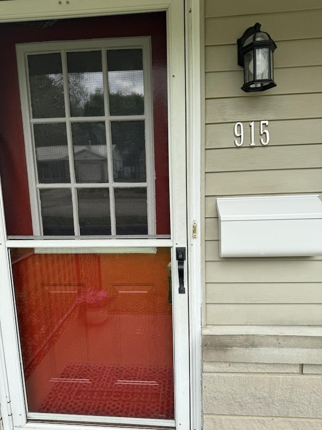 view of exterior entry