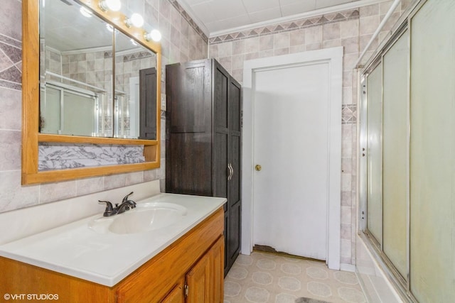 514 W Prairie St, Kirkland, IL 60146 - full bathroom featuring vanity and tile walls