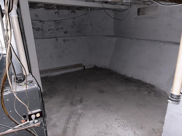 view of unfinished below grade area