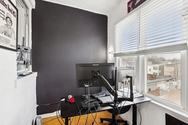 1606 W Winona St Unit 3, Chicago, IL 60640 - home office with wood finished floors and a wealth of natural light