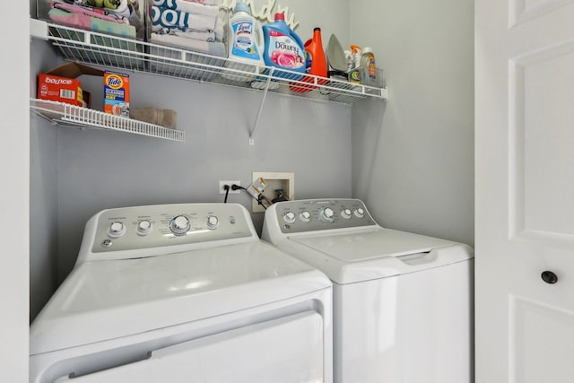 18485 W Springwood Dr, Grayslake, IL 60030 - laundry area featuring separate washer and dryer