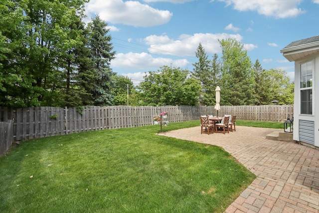 18485 W Springwood Dr, Grayslake, IL 60030 - view of yard with a patio area