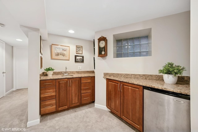 bar featuring indoor wet bar, a sink, recessed lighting, fridge, and light carpet