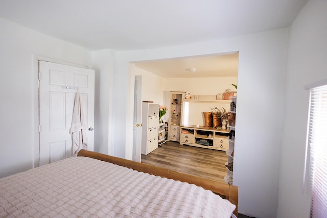 732 N Dearborn Ave, Kankakee, IL 60901 - bedroom featuring dark wood finished floors