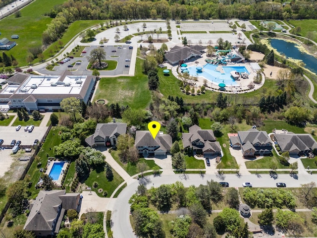 6433 Davidson Ct, Gurnee, IL 60031 - aerial view of property's location featuring a pool and a large body of water