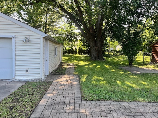 158 N Pershing Ave, Mundelein, IL 60060 - view of yard with a garage