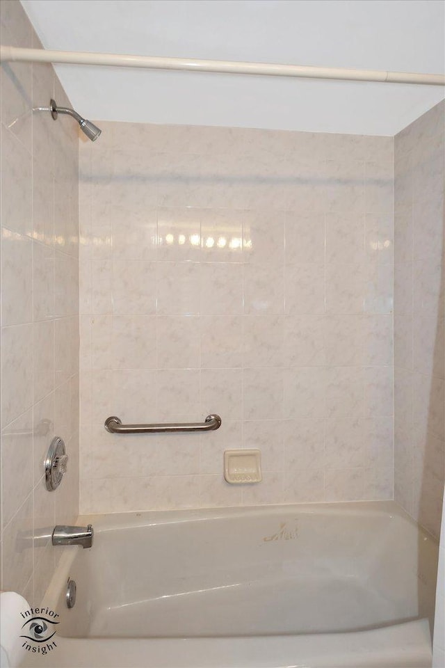 4920 134th Ct Unit 205, Crestwood, IL 60418 - full bathroom featuring  shower combination