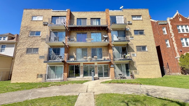5424 W Ferdinand St Unit 104, Chicago, IL 60644 - view of building exterior