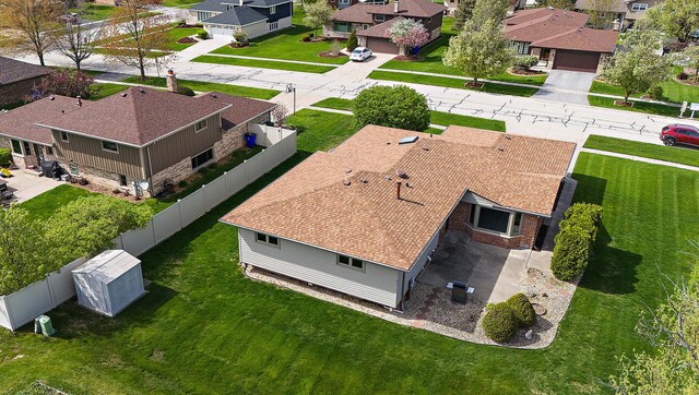 drone / aerial view featuring a residential view