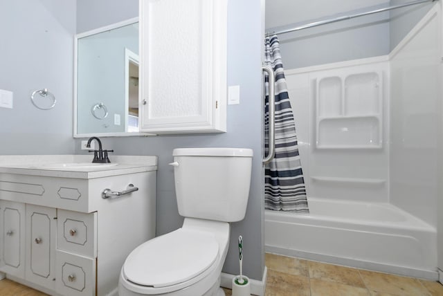 2644 Commercial Ave, South Chicago Heights, IL 60411 - bathroom with toilet, vanity, and shower / tub combo with curtain