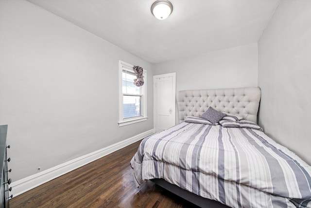 125 W 103rd Pl, Chicago, IL 60628 - bedroom featuring baseboards and wood finished floors