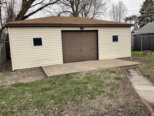451 Clyde Ave, Calumet City, IL 60409 - detached garage with fence