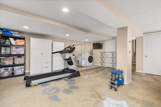 15306 S Heritage Dr, Plainfield, IL 60544 - exercise area with washer / clothes dryer, baseboards, and a paneled ceiling