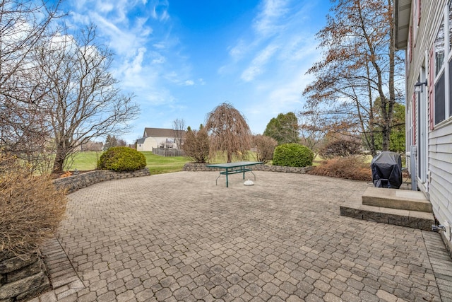 1581 Hunting Hound Ln, Bartlett, IL 60103 - view of home's community with a patio