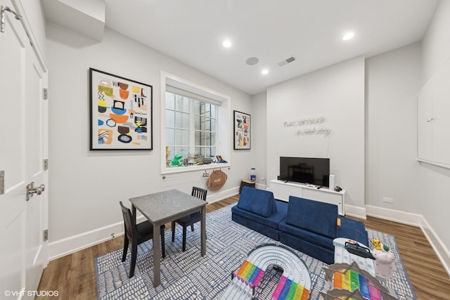 238 S Madison St, Hinsdale, IL 60521 - living area with recessed lighting, visible vents, baseboards, and wood finished floors