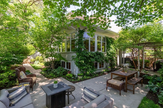620 S Scoville Ave, Oak Park, IL 60304 - view of patio / terrace with a fenced backyard and outdoor dining space