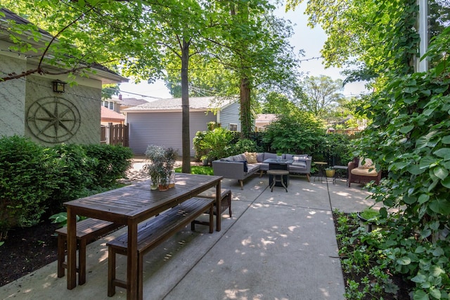 620 S Scoville Ave, Oak Park, IL 60304 - view of patio / terrace featuring fence and outdoor lounge area