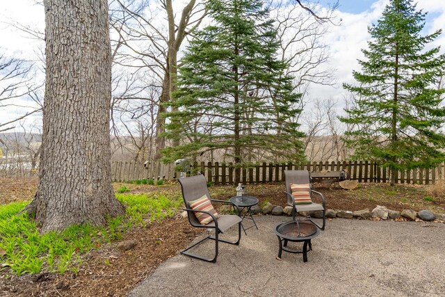 130333020 E St, Spring Valley, IL 61362 - sunroom featuring a ceiling fan and an outdoor living space