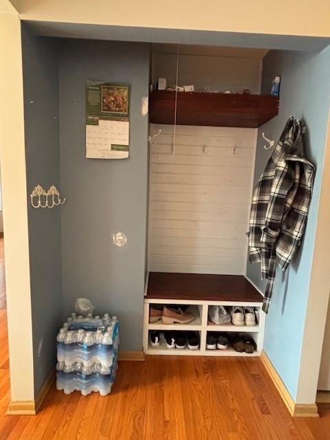 678 Meridian Way, Antioch, IL 60002 - mudroom featuring wood finished floors and baseboards