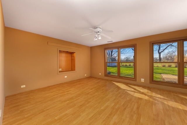 2S154 Lloyd Ave, Lombard, IL 60148 - empty room with light wood-type flooring, baseboards, and ceiling fan
