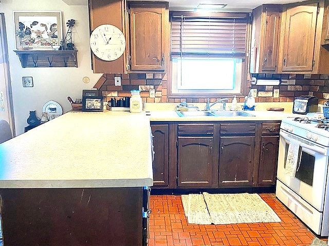 28458 Woodside Dr, Rock Falls, IL 61071 - photo 6