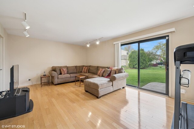 690 Aberdeen Ln, Buffalo Grove, IL 60089 - photo 15