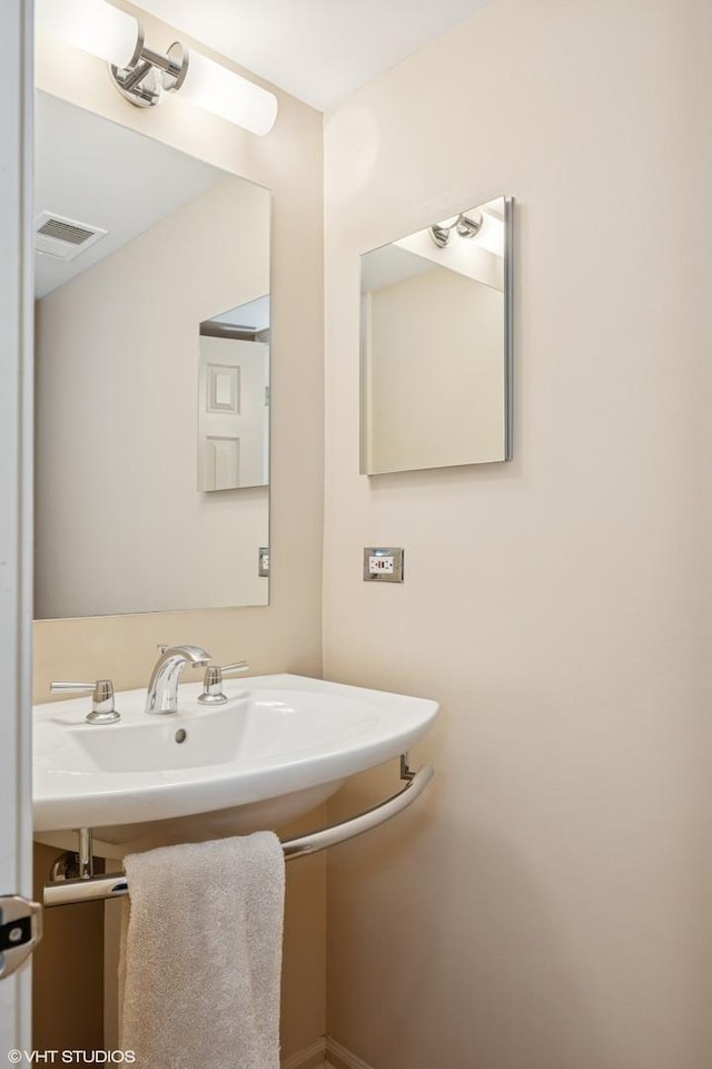 690 Aberdeen Ln, Buffalo Grove, IL 60089 - photo 17