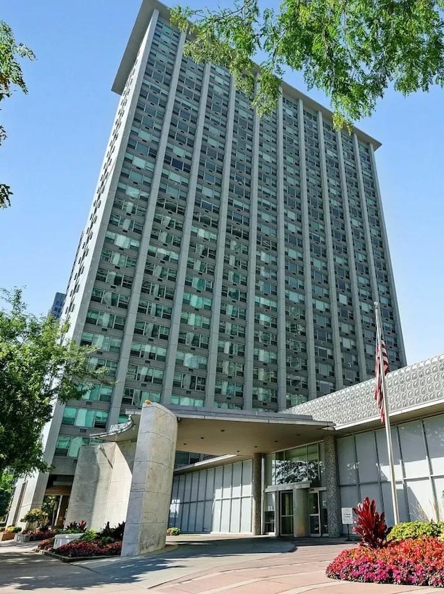 3600 N Lake Shore Dr Unit 514, Chicago, IL 60613 - view of building exterior