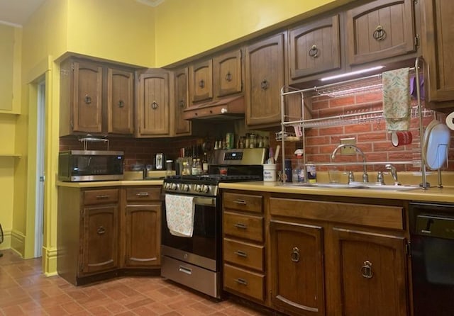 219 W Bennett St, Pontiac, IL 61764 - photo 9