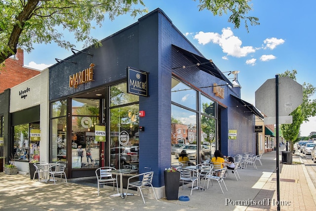 254 Spring Ave, Glen Ellyn, IL 60137 - view of building exterior featuring central AC