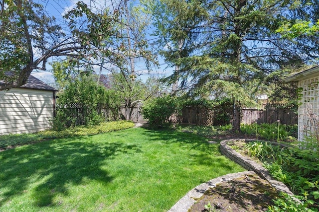 1945 Bosworth Ln, Northfield, IL 60093 - view of yard