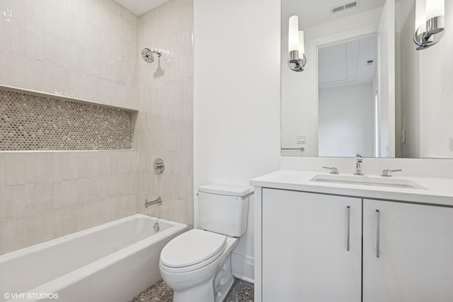 3846 N Bell Ave, Chicago, IL 60618 - full bath with vanity and tub / shower combination