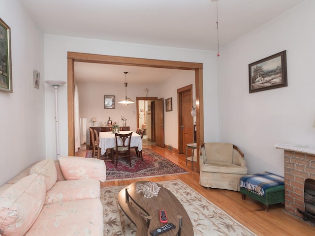 4249 W Melrose St, Chicago, IL 60641 - living area with light wood-style flooring