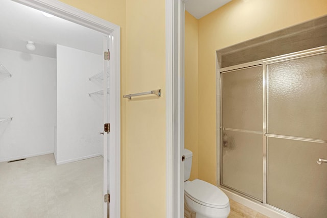 9154 Arbour Walk Dr, Frankfort, IL 60423 - full bath featuring a shower stall and toilet