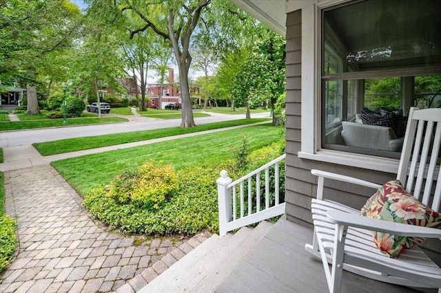 820 Lake Ave, Wilmette, IL 60091 - view of porch
