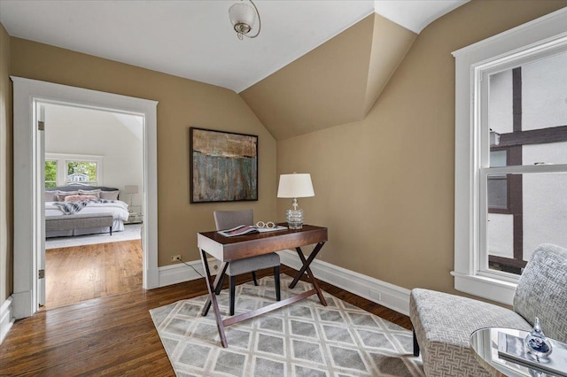 820 Lake Ave, Wilmette, IL 60091 - office featuring wood finished floors, baseboards, and vaulted ceiling
