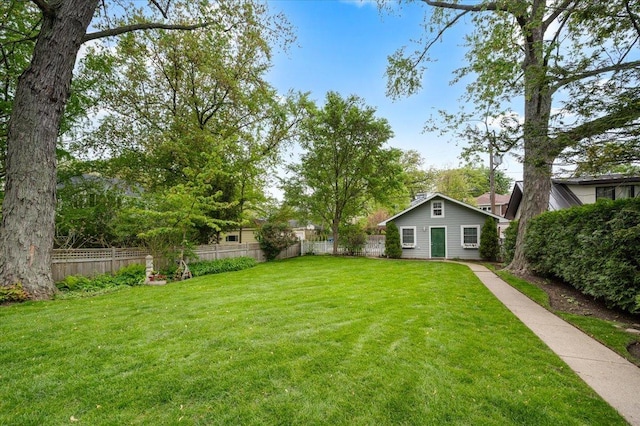 820 Lake Ave, Wilmette, IL 60091 - view of yard