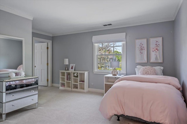 280 Old Farm Rd, Northfield, IL 60093 - bedroom featuring ornamental molding, light carpet, and baseboards
