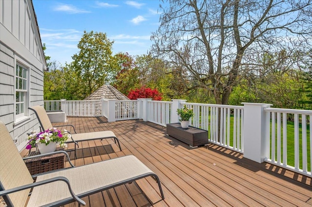 280 Old Farm Rd, Northfield, IL 60093 - view of wooden terrace