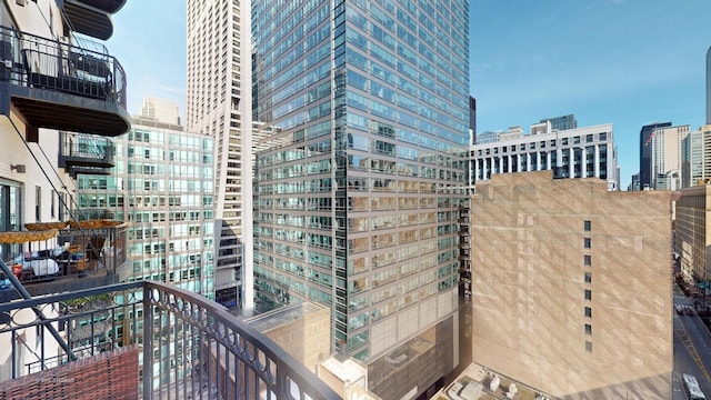 8 W Monroe St Unit 1507, Chicago, IL 60603 - balcony with a view of city