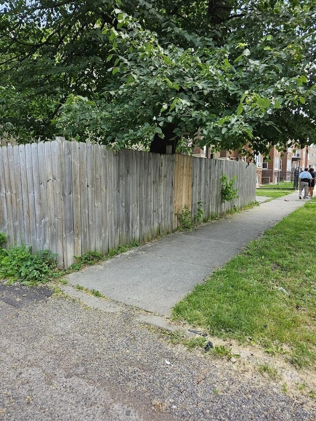 2541 N Kildare Ave, Chicago, IL 60639