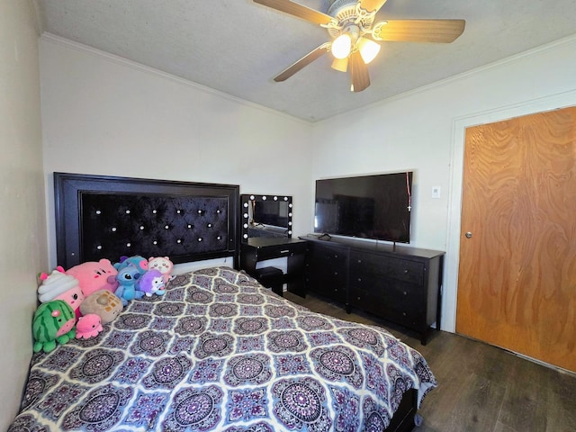 3715 Clinton Ave, Berwyn, IL 60402 - bedroom featuring wood finished floors, ornamental molding, lofted ceiling, and ceiling fan
