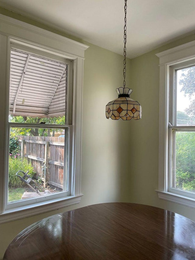 2500 Clarence Ave, Berwyn, IL 60402 - view of unfurnished dining area
