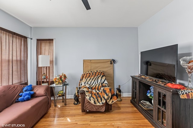 7204 S Cornell Ave, Chicago, IL 60649 - interior space featuring light wood-style floors, baseboards, and ceiling fan