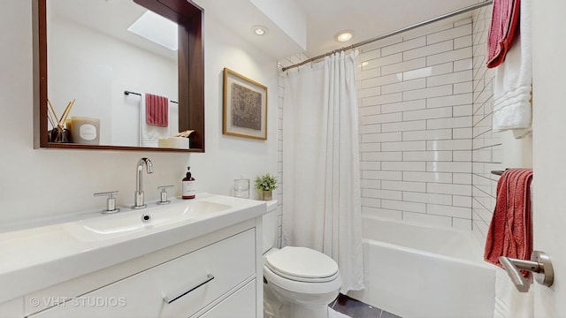 1341 N Wolcott Ave Unit A, Chicago, IL 60622 - full bath featuring vanity, shower / bath combination with curtain, and recessed lighting